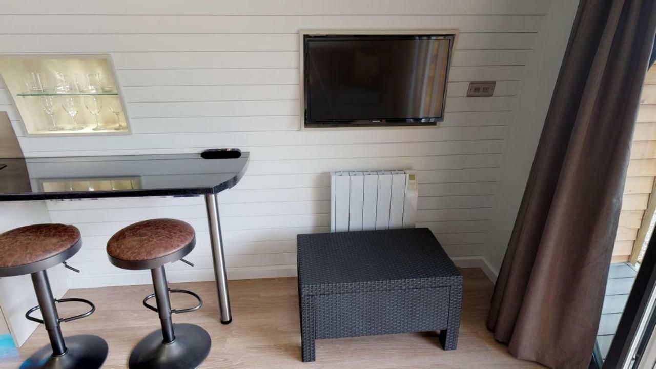 大雅茅斯 Millview Meadow Retreats酒店 外观 照片